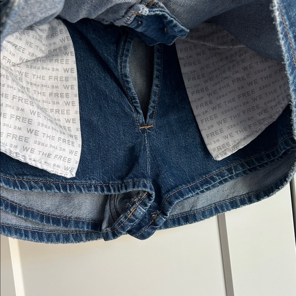 Free People We The Free Demi Denim Mini Skort Mood Ring Blue | 28 - Picture 6 of 9